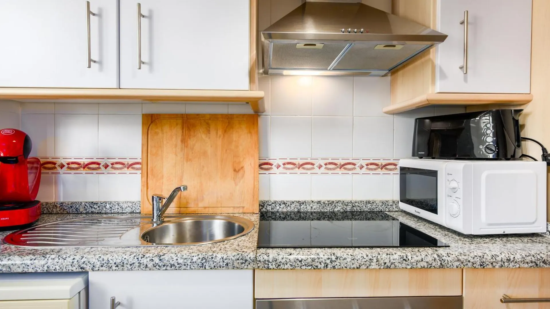 Casares Del Sol Apartment