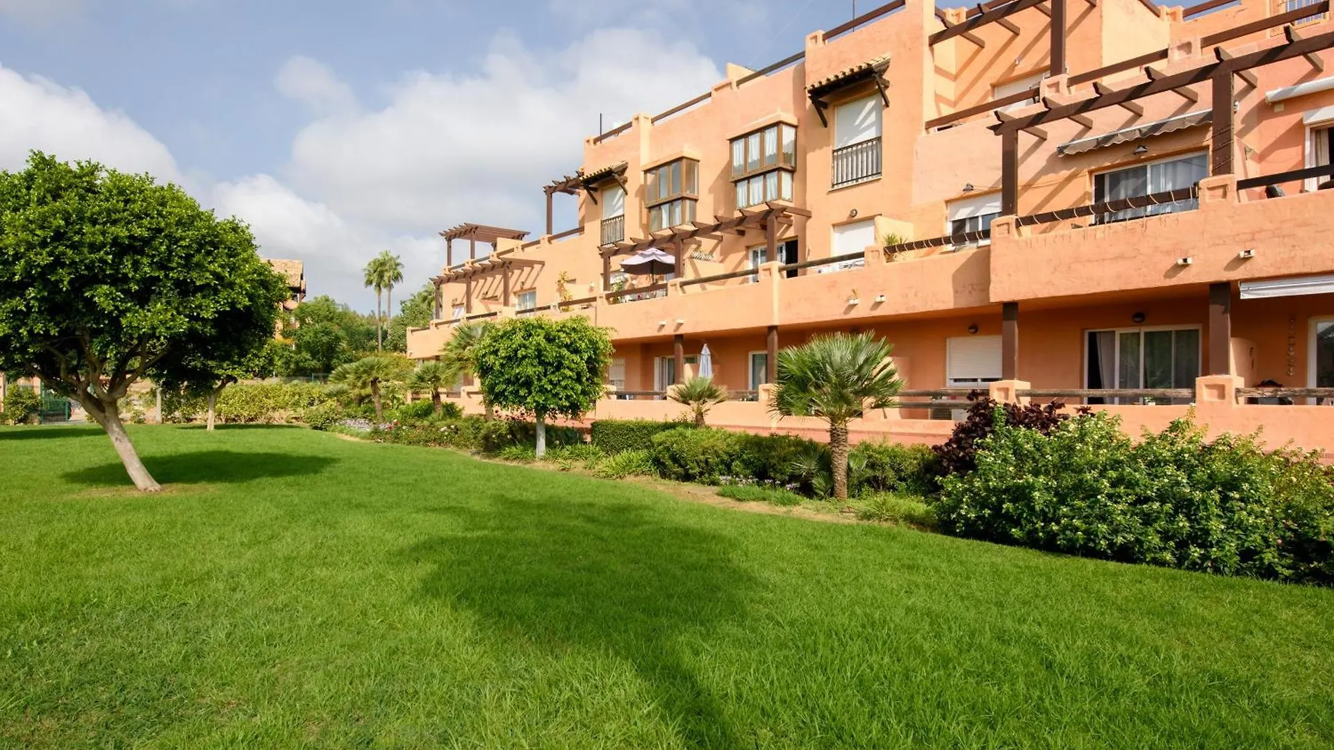Casares Del Sol Apartment 0*,  Spain